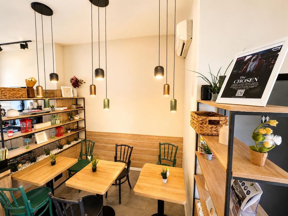 Cafenea si Bistro | Noua| Dotata full| Targoviste