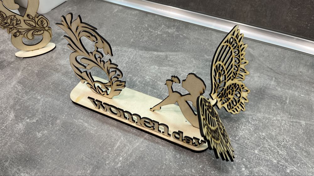 Салферник 8 март