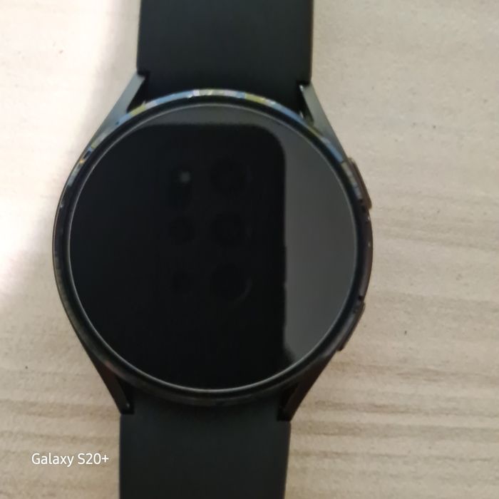 Продавам часовник Smartwatch Samsung Galaxy Watch4, 40mm, LTE, Black гр