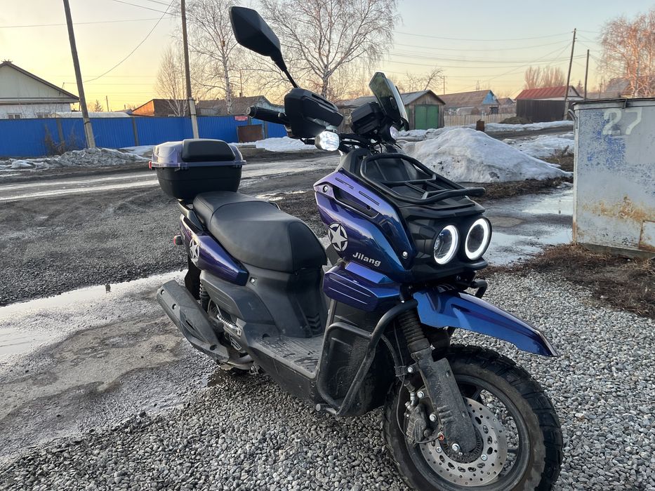 Продам скутер! Цена 350000