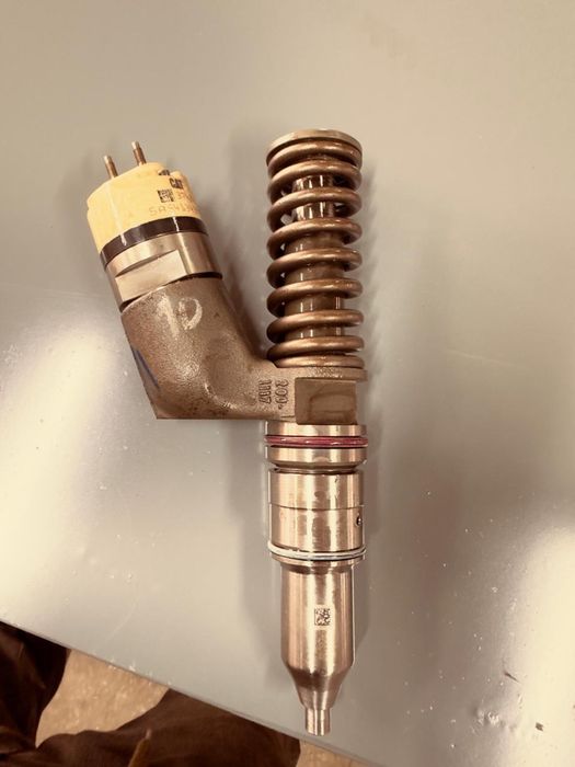 Продам б/у форсунки САТ С32