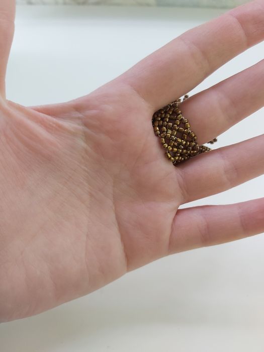 Уникален Арт пръстен, изцяло ръчна изработка от камъни и мъниста