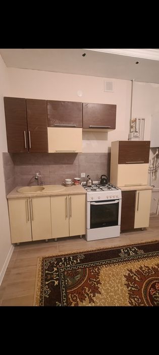 Продаю кухонный гарнитур