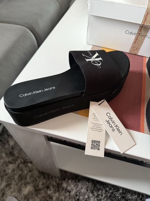 Calvin Klein Jeans чехли