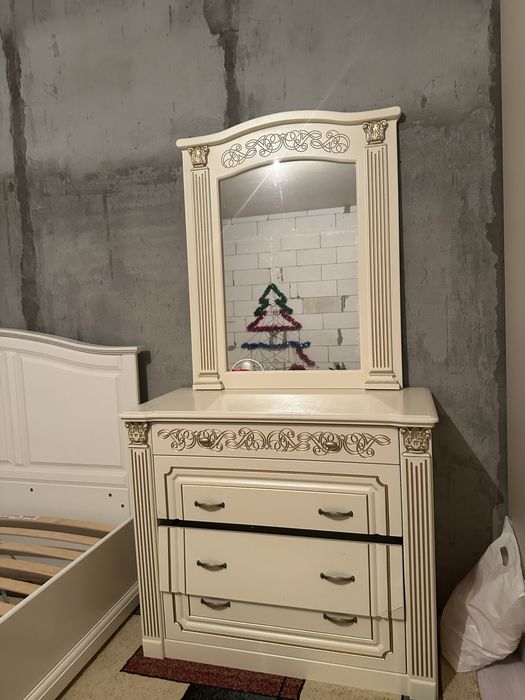 Продается комод! Продается комод! Продается комод! Продается комод!