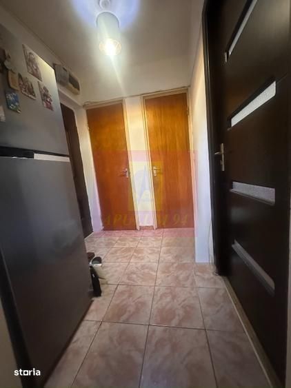 Ap 2 cam Drumul Taberei, la metrou