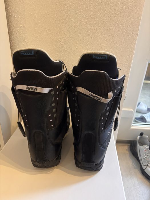 Booti piele Burton