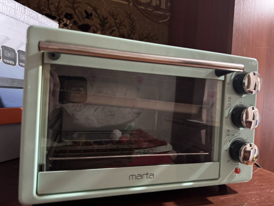 Продам мини печь в хорошем состоянии