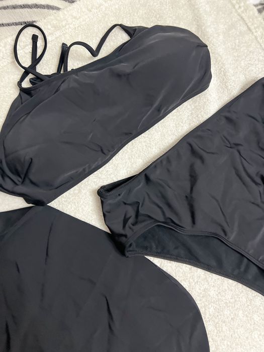 Продам новый купальник