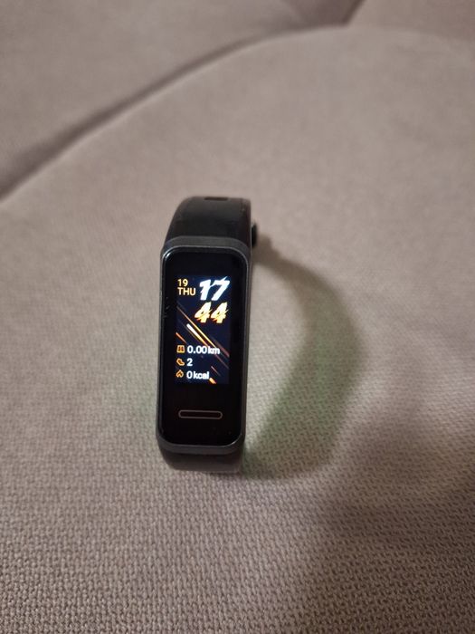 Фитнес гривна - Huawei  Band 4
Отворена е за снимк