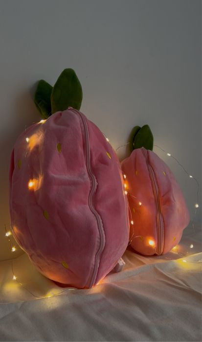 Зайчик в клубнике