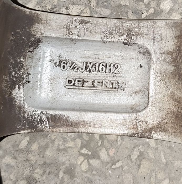 ASTRA J ALIAJ DEZENT cu anvelope de vară HANKOOK  DOT luna 1221 R16