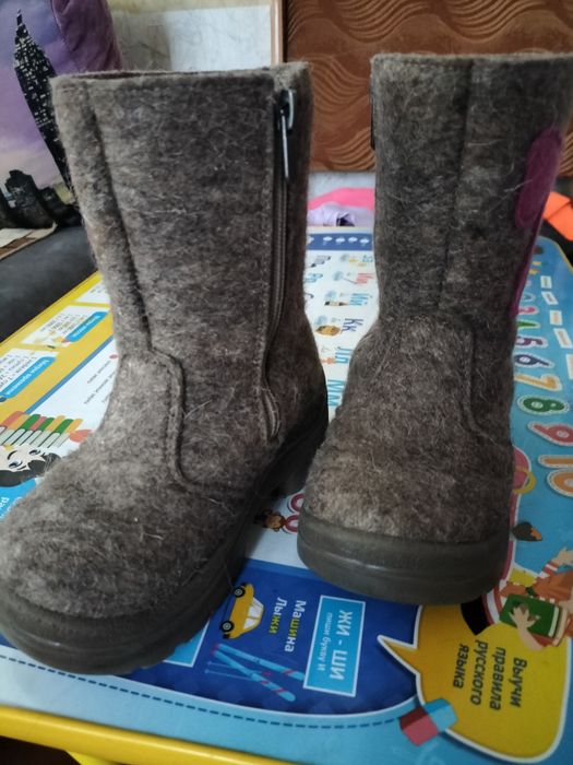 Продам валенки детские