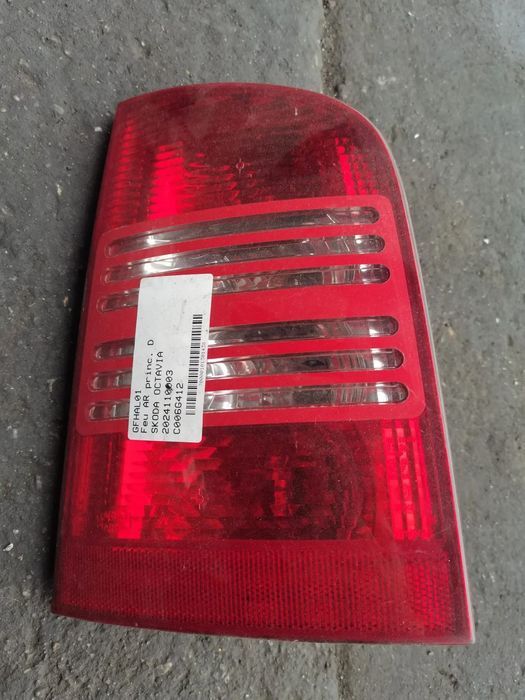 Lampa spate / Stop dreapta spate SKODA OCTAVIA  1U5 1998 - 2010 1u9945096b 19u945112b