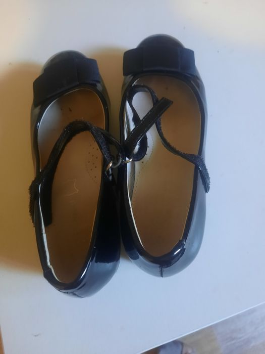 Туфли для девочки 34 размер 2000 тн