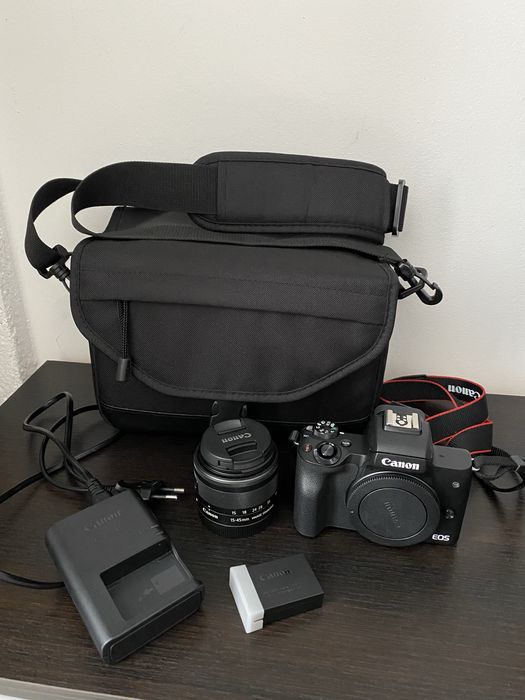 Canon EOS M50 MARK II-stare impecabilǎ, ca nou, foarte putin utilizat