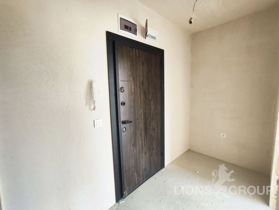 Продава се Двустаен апартамент в Варна, Младост 2 - 61 кв.м за 1590 €/кв.м - Снимка #9