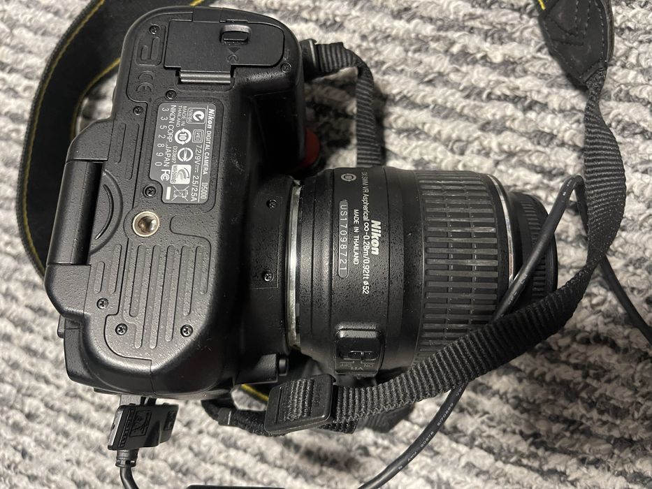 Nikon D5000 18-55mm Impecabil