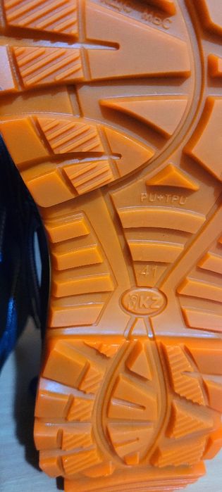 Ботинки облегченные 41р