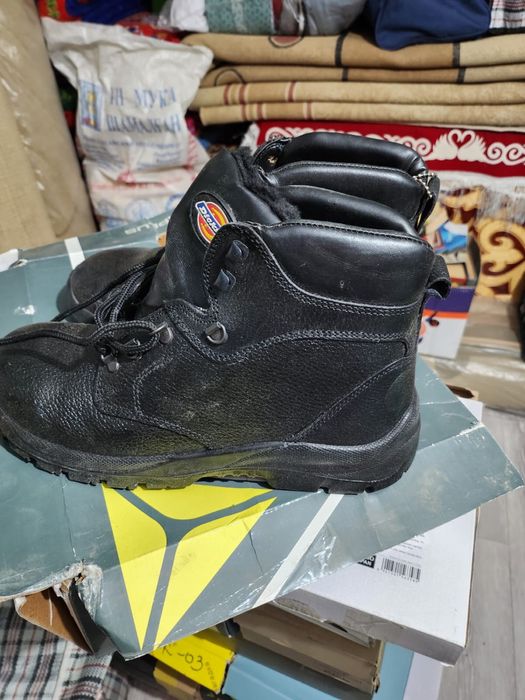 Обувь разные