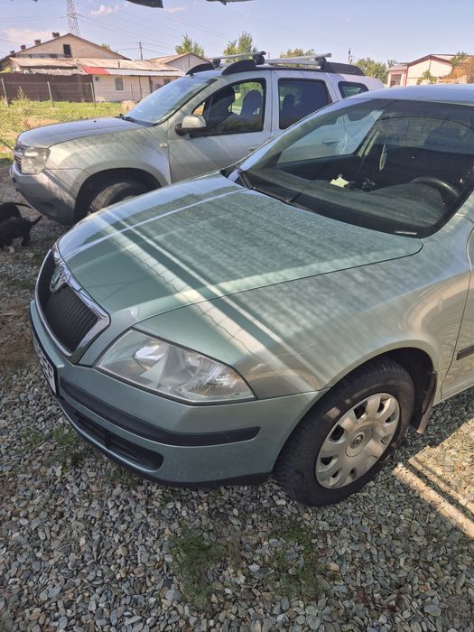 Vând Skoda Octavia