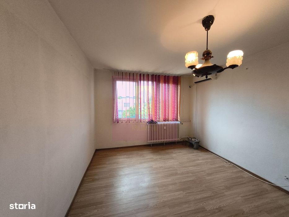 Drumul Taberei - Valea Ialomiței,  Apartament 3 camere în Bloc P+4