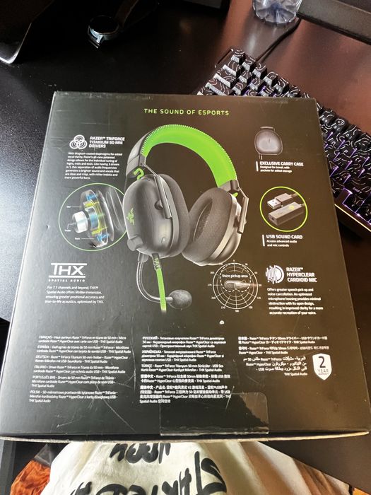 Razer Blackshark V2 + USB sound card - special edition • multi platform wired headset for esports