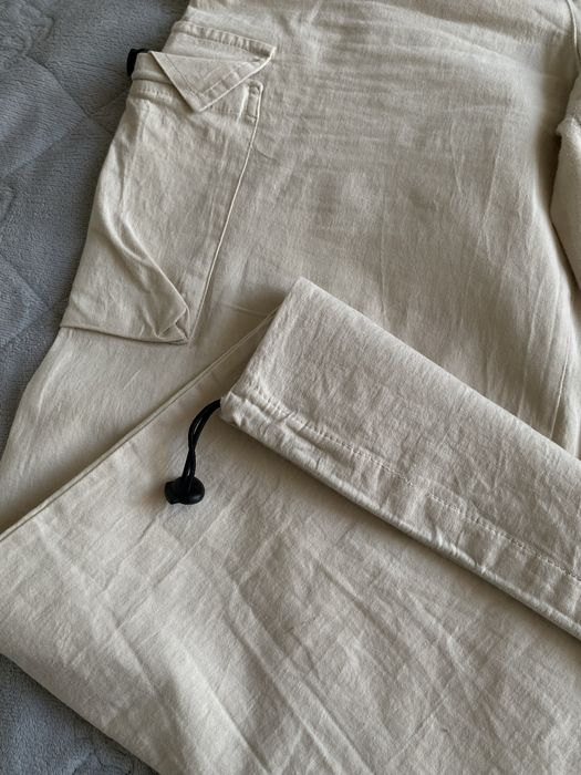 Отдам Две пары брюк за 6000