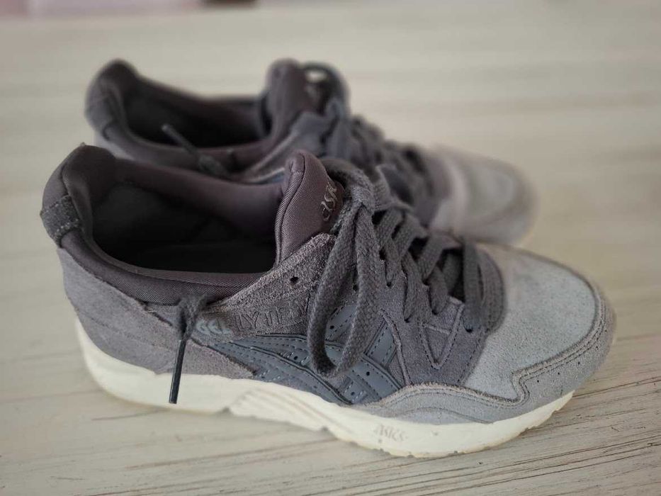 маратонки Asics - номер 36.5