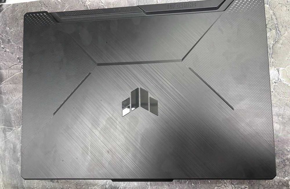 Ноутбук Asus(г.Актау 2 мкр.БЦ Орда,оф.100)Лот 111/1715