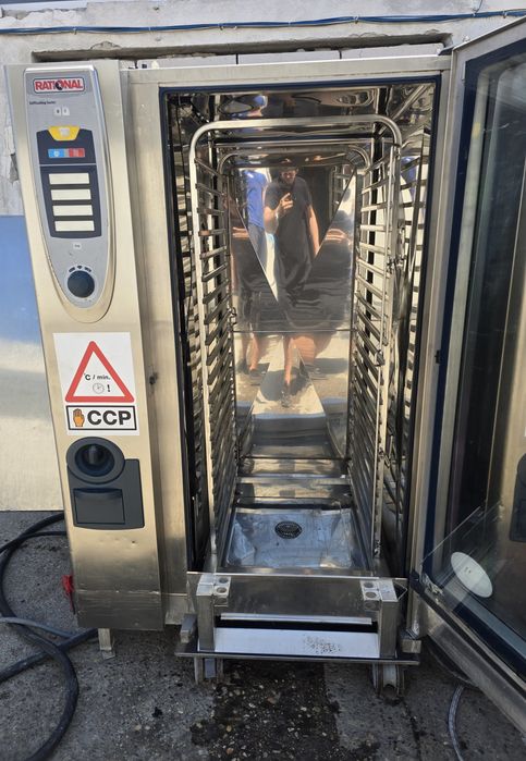 Cuptor convectie gastronomic Rational  SCC 202E  40 TAVI