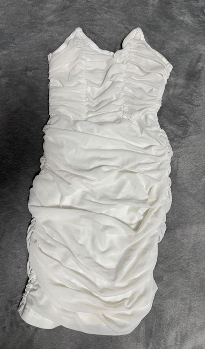 Уникална рокля по тялото