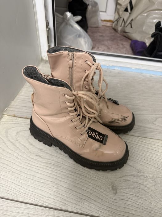 Продам весенние сапоги для девочки