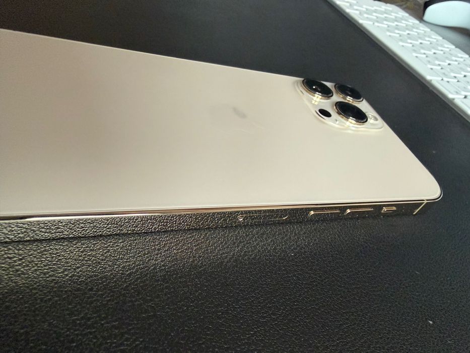 iPhone 13 ProMax 256GB, gold