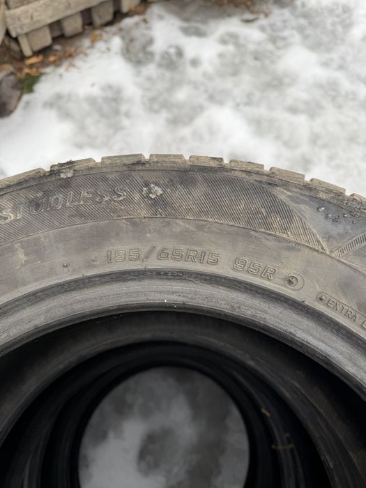Резина 195/65/R15 комплект