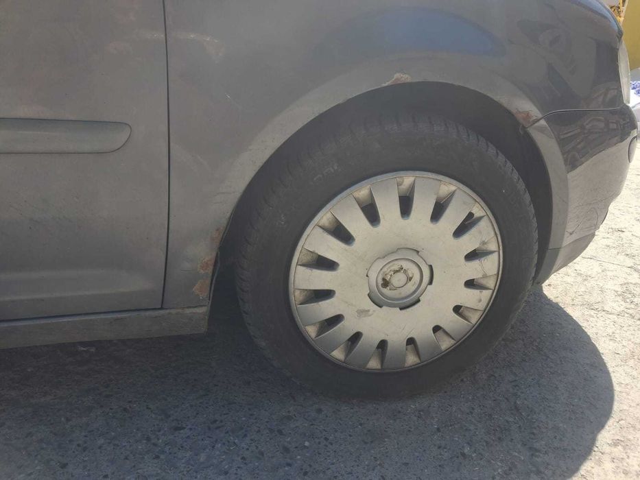 Vw Touran 1,9 BKC ful proprietar 2199 euro