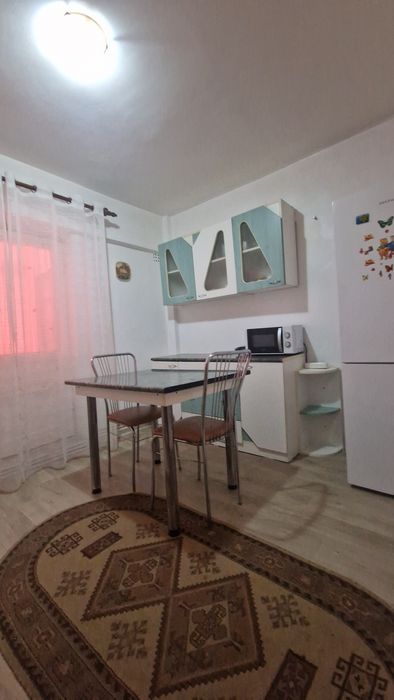 Vând apartament 2 camere zona MB