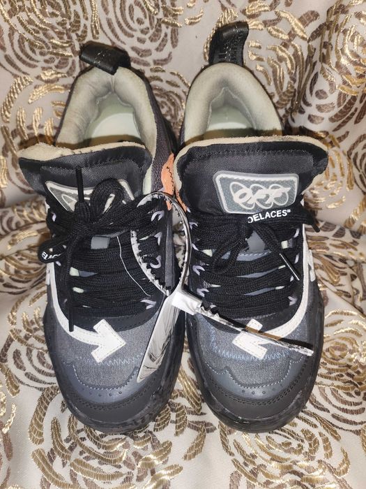 Off White Odsy 1000