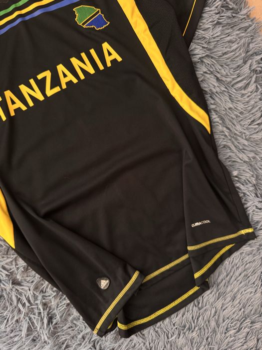 Фланелка Adidas x Tanzania