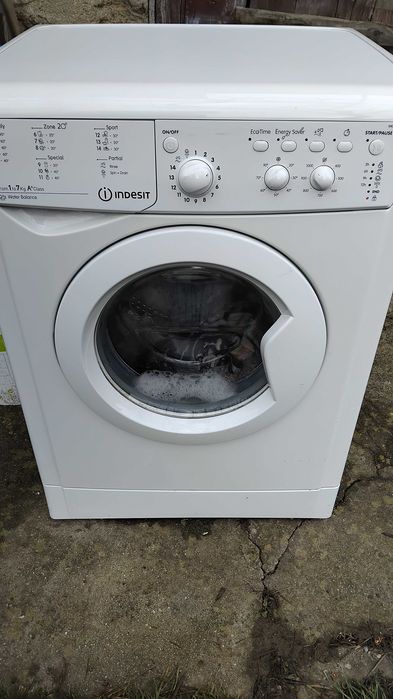 Пералня Indesit 7kg