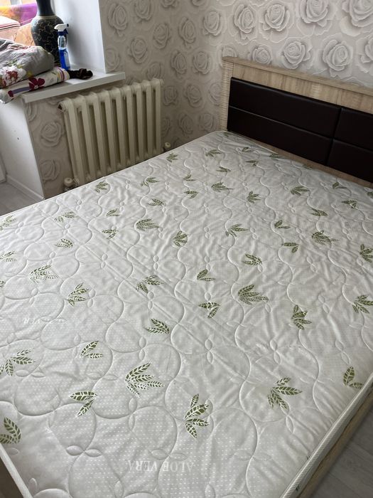 кровать двухместная