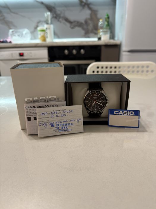 Новые оригинальные часы CASIO