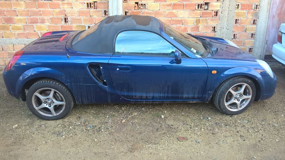 Toyota MR2 Spyder Roadster 1.8 VVTI - НА ЧАСТИ
