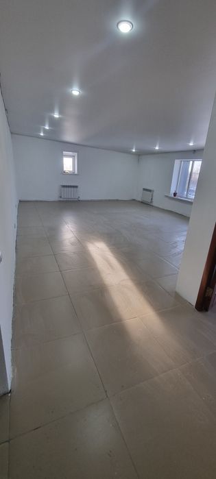 Сдам в аренду тёплое помещение 187 кв.м.