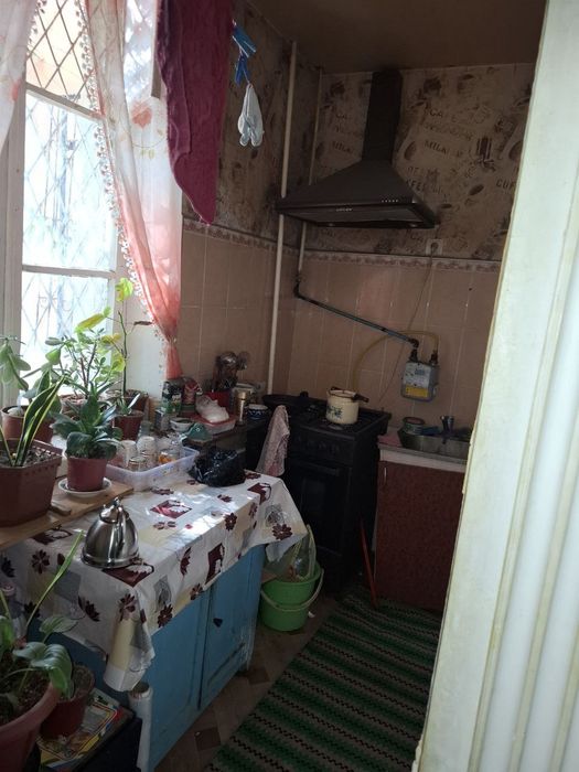 СРОЧНО!!! Продаётся двухкомнатная квартира.