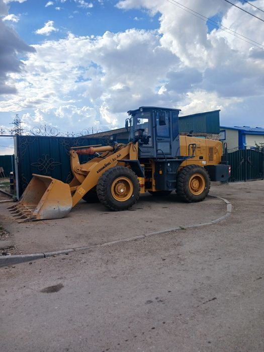 Услуги погрузчика 2 кубовый