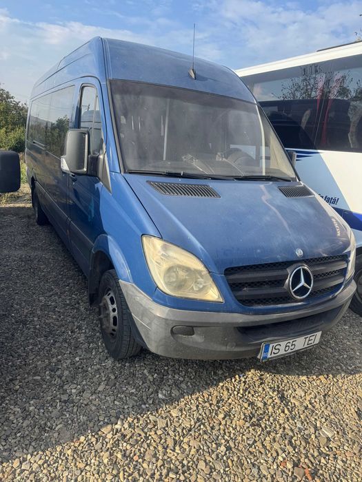 Vand 2 Microbuze Sprinter 19 locuri  2008