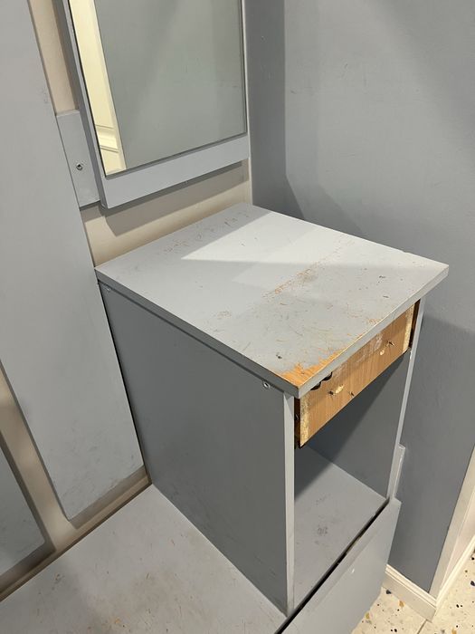 Шкаф для прихожей