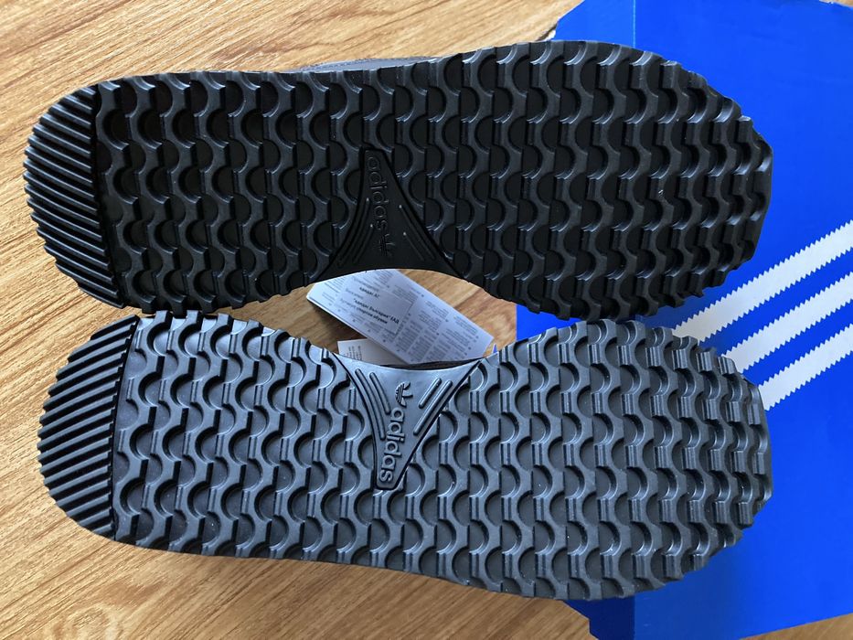 Мъжки оригинални маратонки Adidas ZX 700 HD