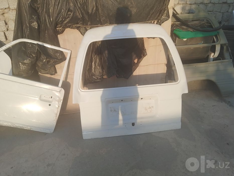 Damas eshik bagaj